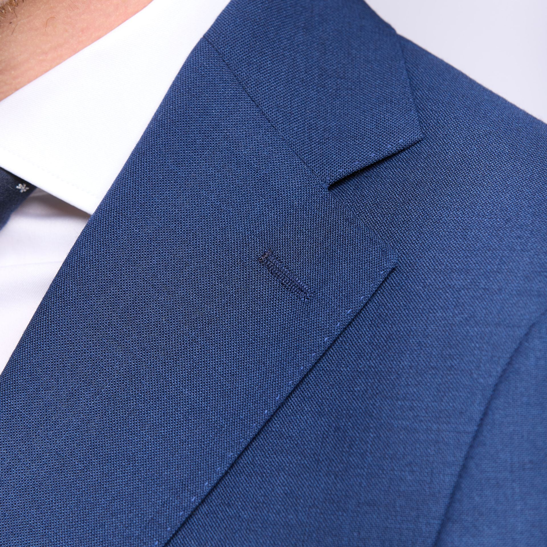 Wrinkle-free suit in Tonik wool®, half lined