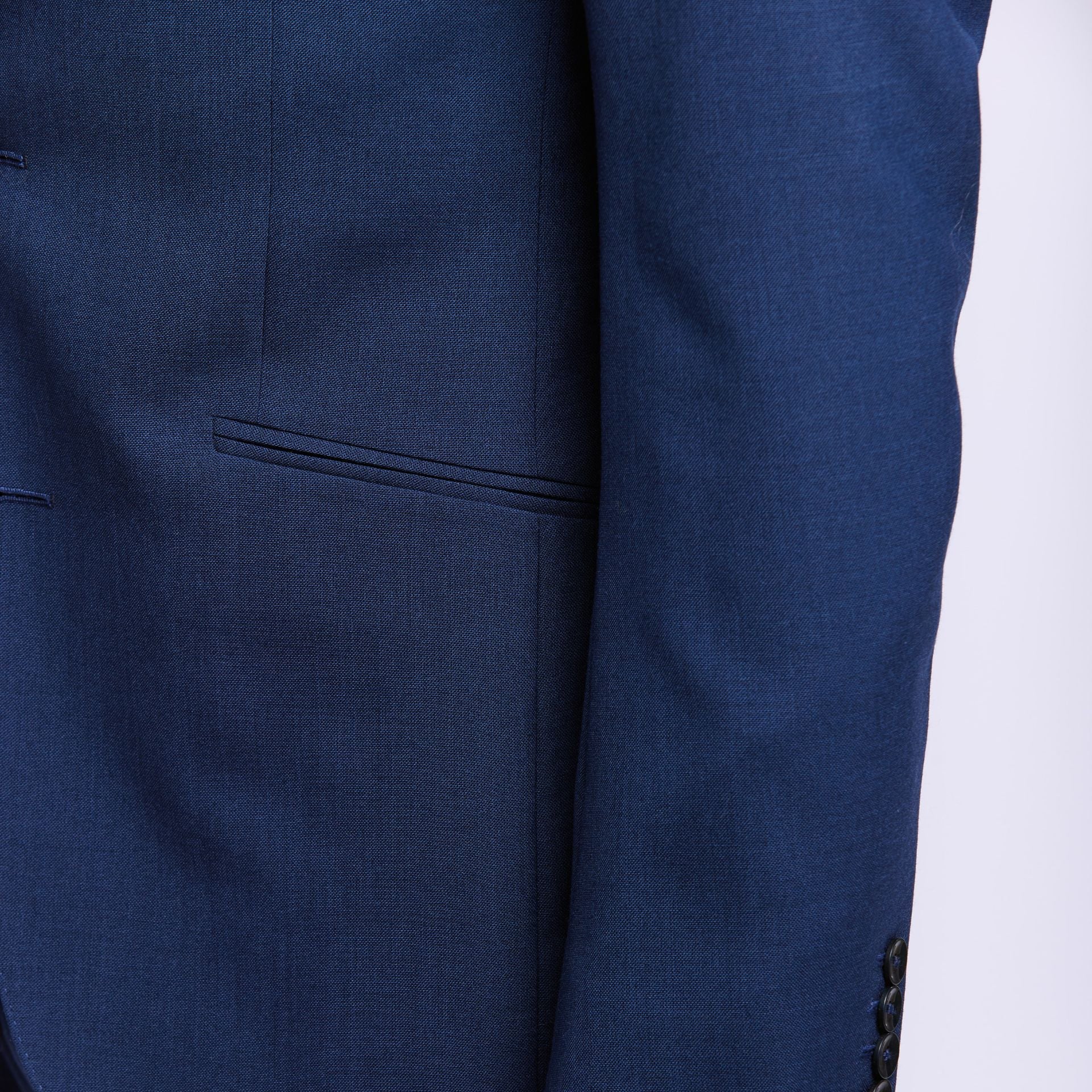 Wrinkle-free suit in Tonik wool®, half lined