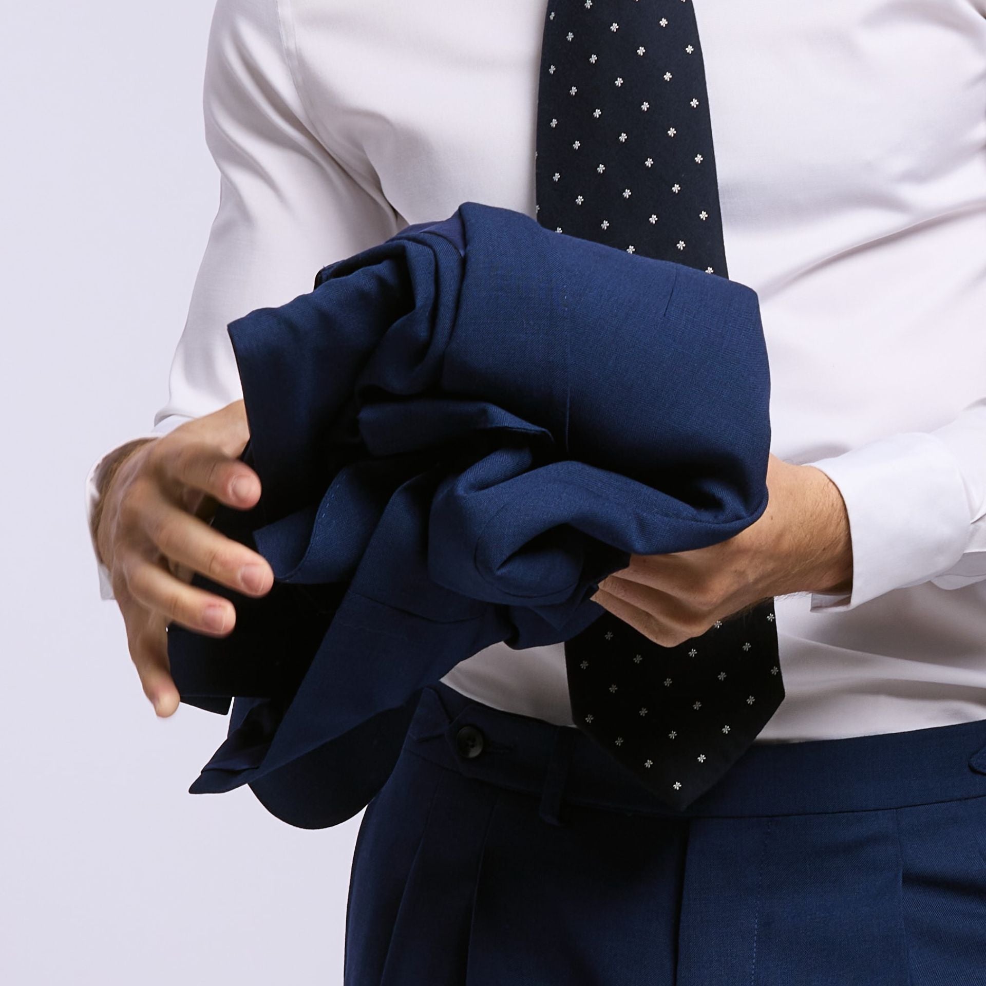 Wrinkle-free suit in Tonik wool®, half lined